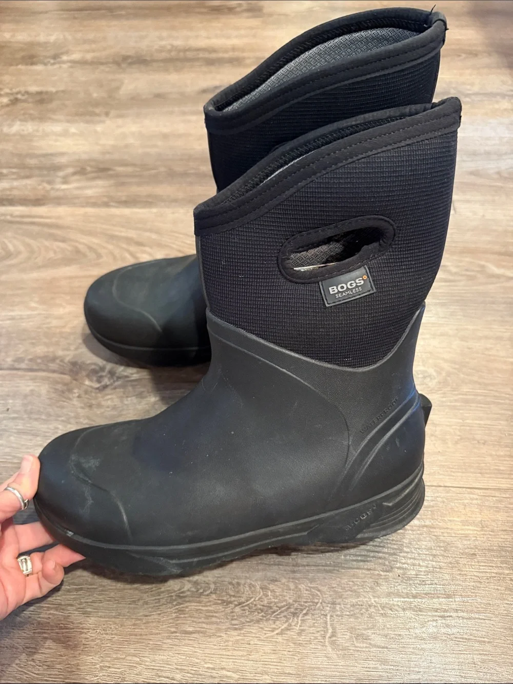 BOGS Mens Classic Ultra Mid  Black 100% Waterproof, Insulated Rain Boots SIZE 9